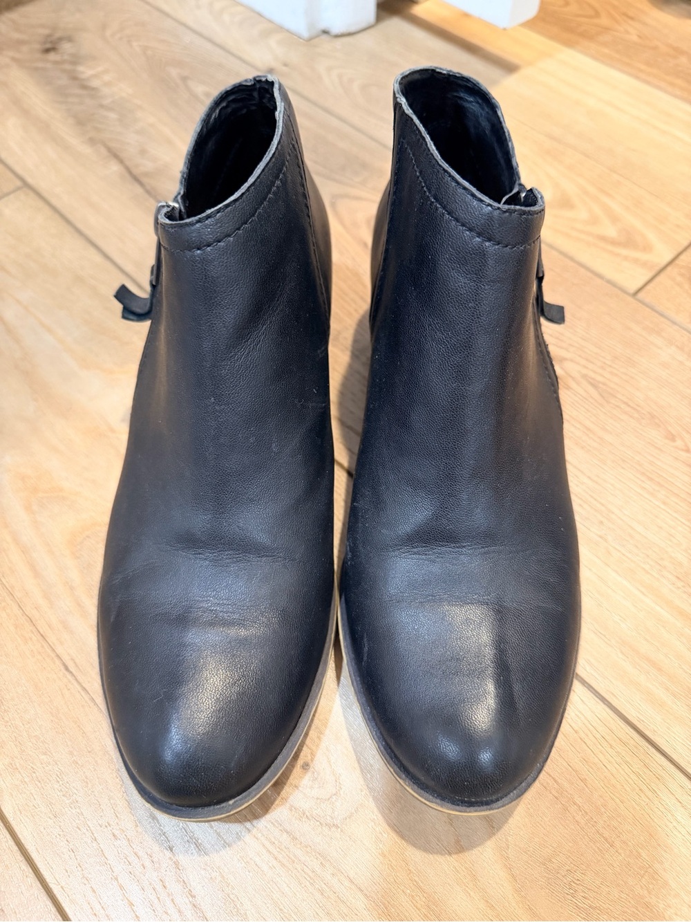 Lucky Brand Black Leather Ankle Booties